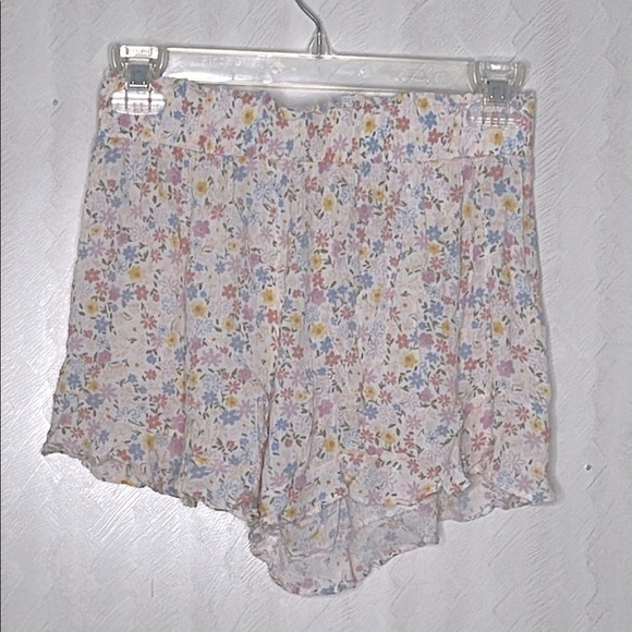 ❤️ HIPPIE ROSE Multicolor Floral Shorts Size S - Picture 3 of 5